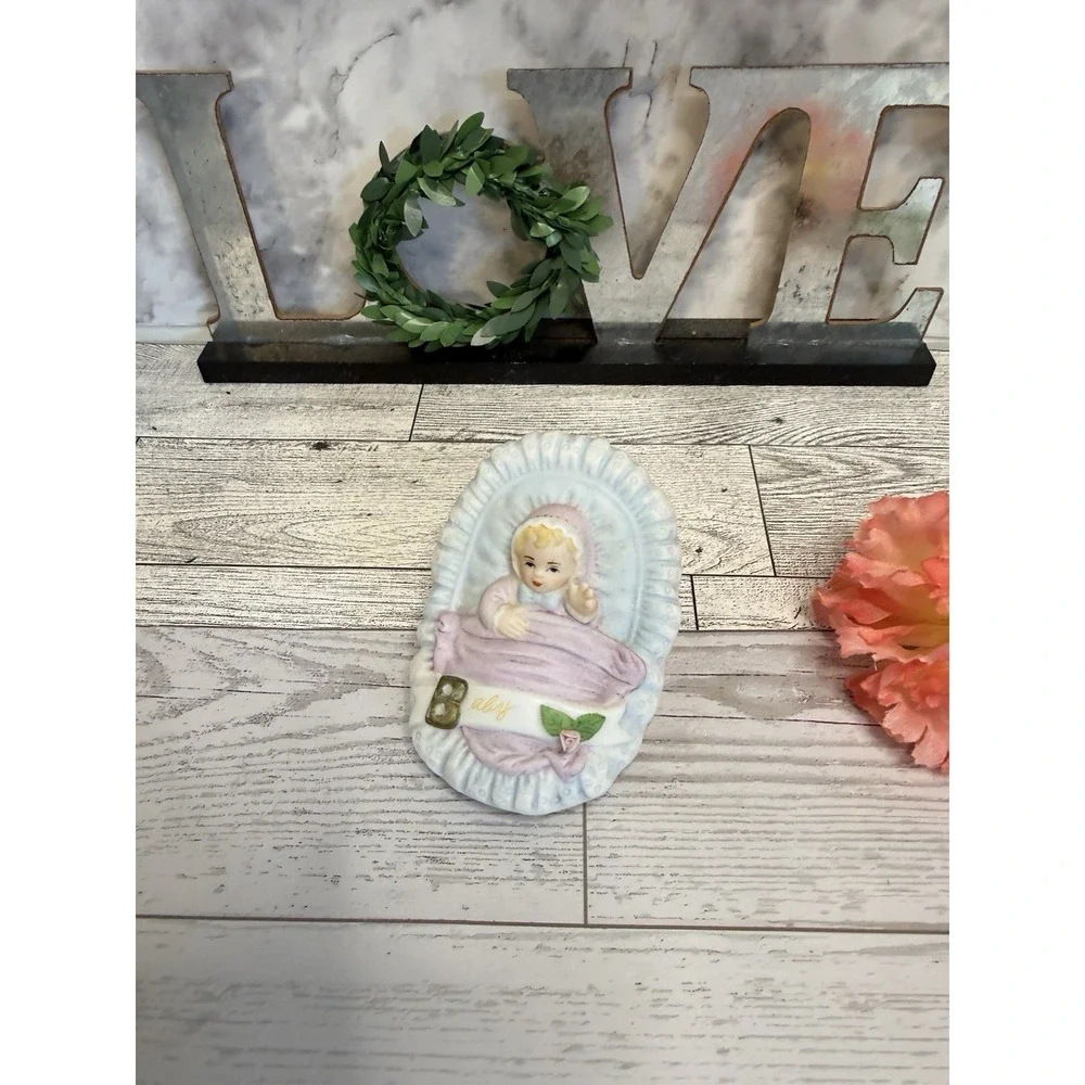 Growing Up Enesco 1983 Birthday‎ Girls Baby Figurine Blonde Hair Cake Topper EUC